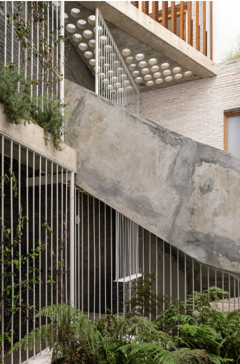 Demolition of an existing property and construction of a new mixed-use development comprising 4 apartments with retail accommodation at ground floor level. Construart acted as Main Contractor, delivering the project from demolition through to full construction and final finishes