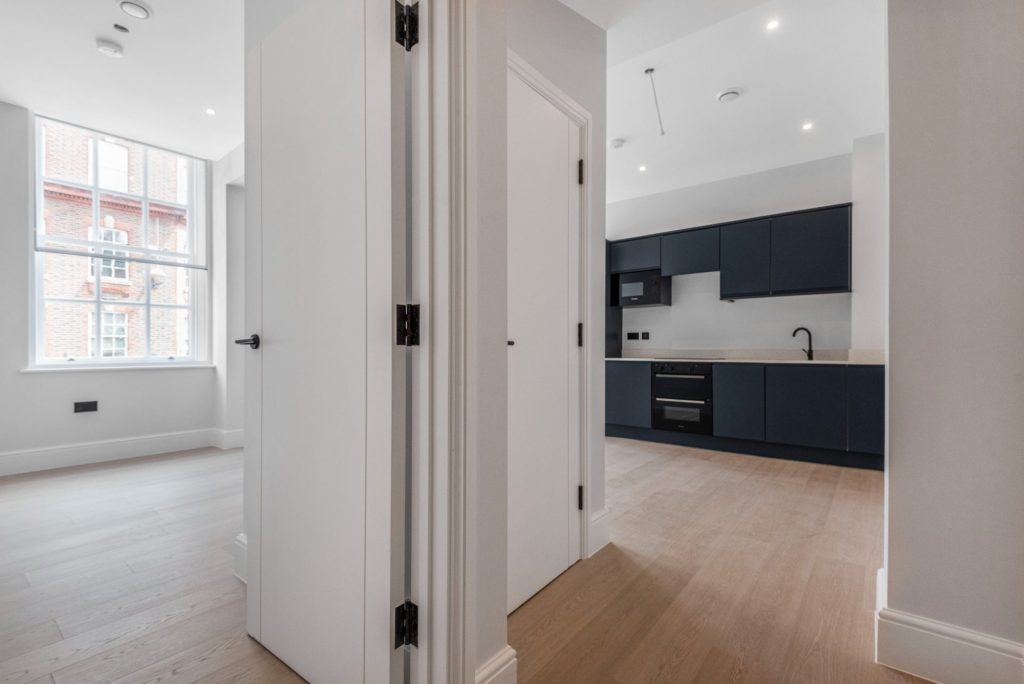 Conversion of a 3-storey office building into 14 residential units on a prominent high street location in Reading, delivered from initial strip-out through to full internal fit-out and finishing works.
